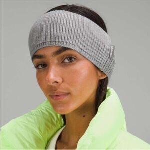 NEW Lululemon Gray Knit Ribbed Merino Wool-Blend Ear Warmer